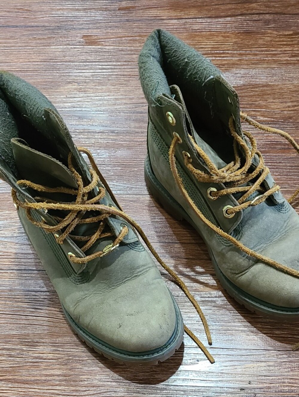 Timberland Women's Size 7.5 Army Green Boots GUC